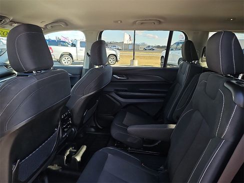 Certified 2024 Jeep Grand Cherokee L Laredo w/ Luxury Tech Group I image 18