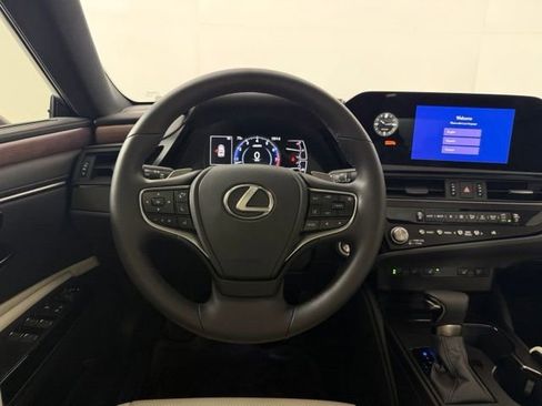 Used 2025 Lexus ES 350 w/ Premium Package FWD image 24