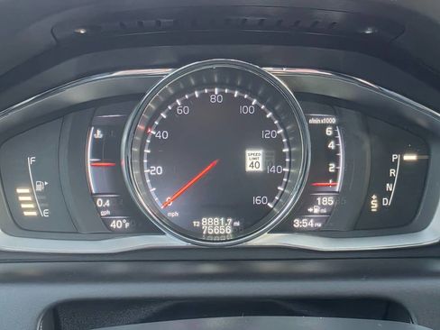 Used 2016 Volvo XC60 T6 Platinum w/ Climate Package image 12