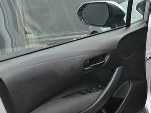 Used 2023 Toyota Corolla LE FWD image 10