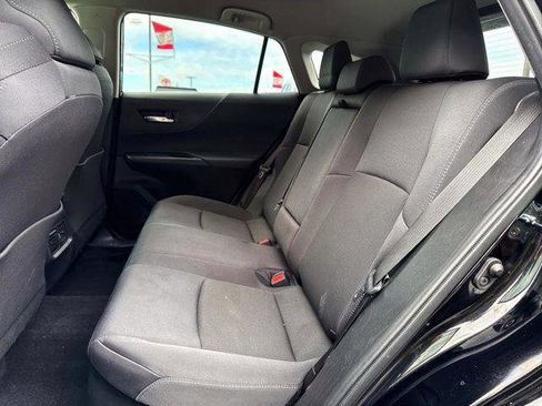 Used 2022 Toyota Venza LE image 46