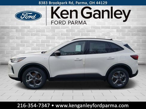 New 2026 Ford Escape ST-Line w/ Cold Weather Package AWD/4WD image 8