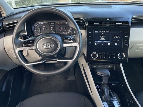Used 2023 Hyundai Tucson SEL image 11