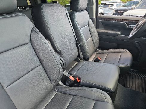 New 2026 GMC Sierra 1500 SLE w/ Preferred Package RWD image 26