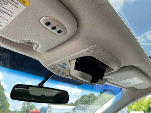 Used 2017 Ford Edge Titanium w/ Equipment Group 301A image 22