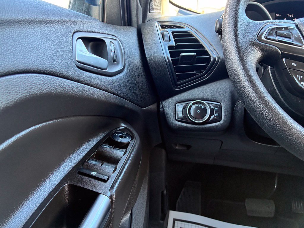 Used 2017 Ford Escape SE AWD/4WD image 15
