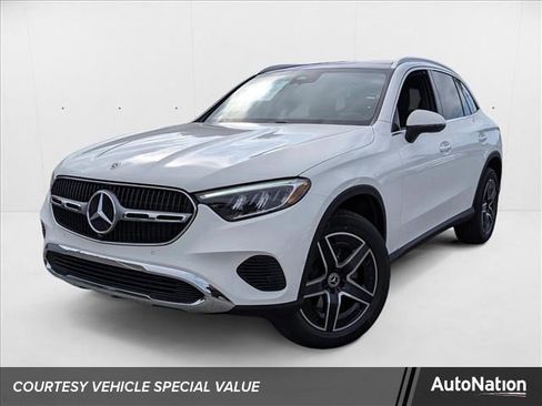 New 2026 Mercedes-Benz GLC 300 image 1