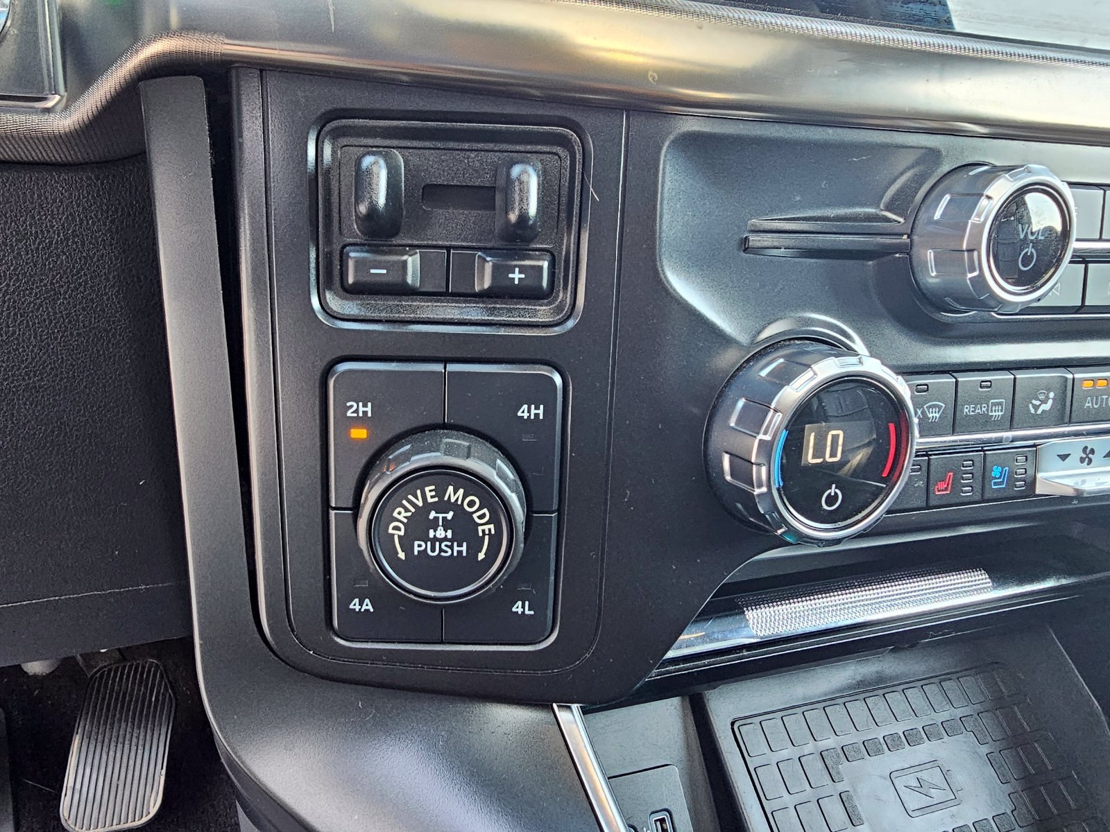 Used 2021 Ford F150 Raptor w/ Equipment Group 801A High AWD/4WD image 28
