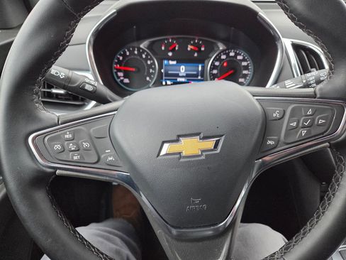 Used 2024 Chevrolet Equinox LT w/ LPO, Floor Liner Package image 11