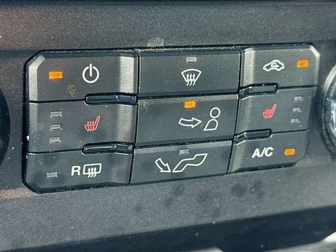 Used 2018 Ford F150 XLT w/ Equipment Group 302A Luxury AWD/4WD image 25