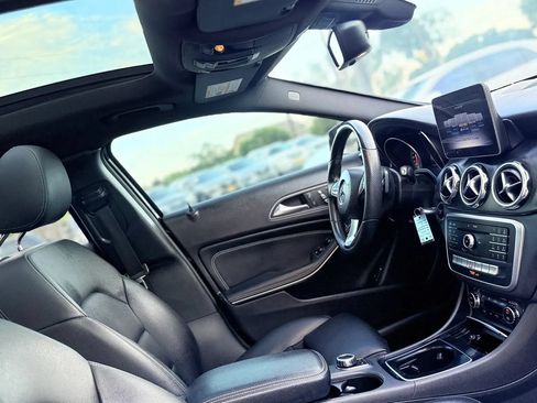 Used 2019 Mercedes-Benz GLA 250 image 10