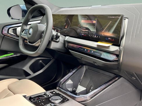 Used 2026 BMW X3 xDrive30 w/ Convenience Package image 26