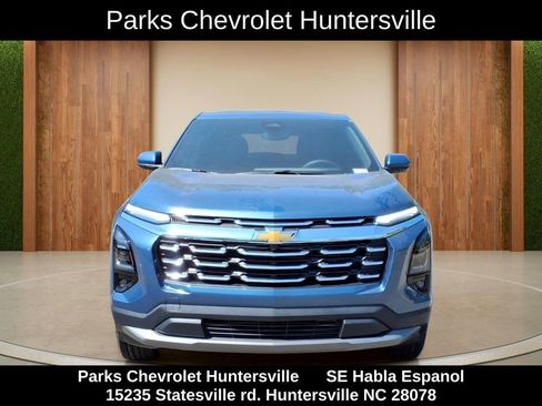 New 2026 Chevrolet Equinox LT FWD image 2