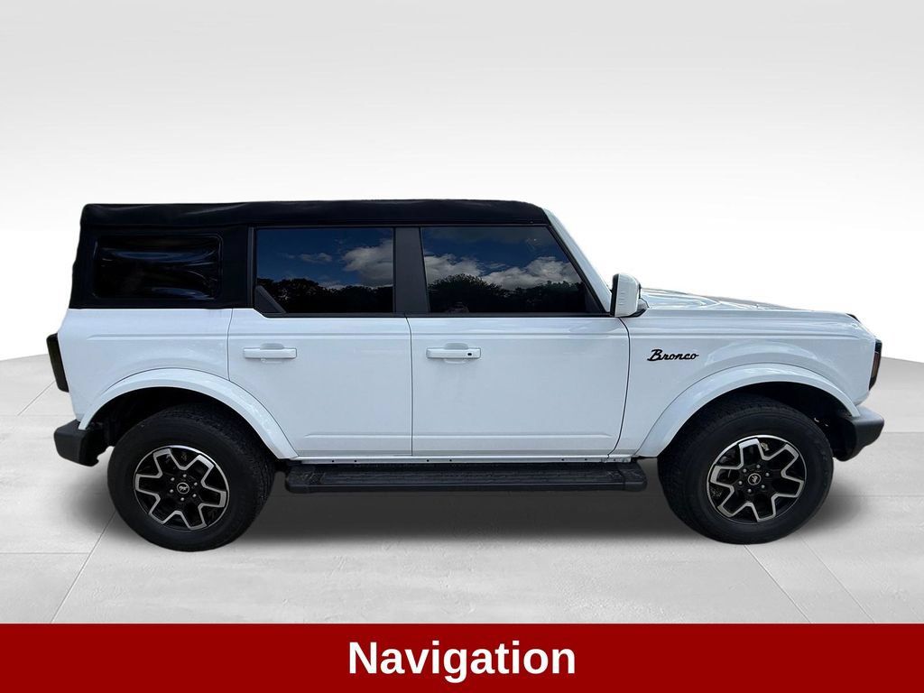 Used 2024 Ford Bronco Outer Banks AWD/4WD image 7