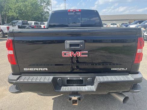 Used 2017 GMC Sierra 3500 Denali w/ Duramax Plus Package AWD/4WD image 6