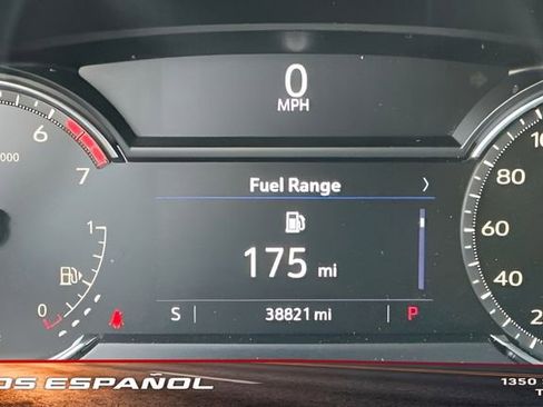 Used 2021 Cadillac XT4 Premium Luxury image 31