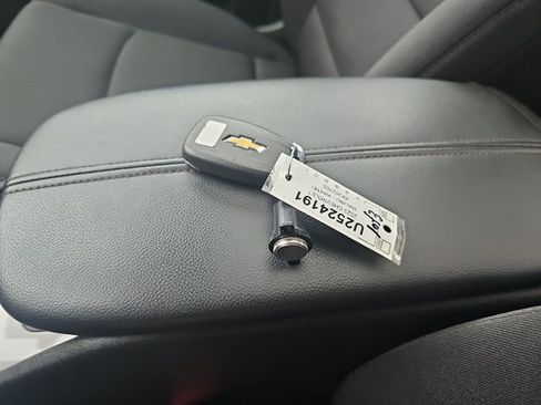 Used 2023 Chevrolet Malibu LT image 28