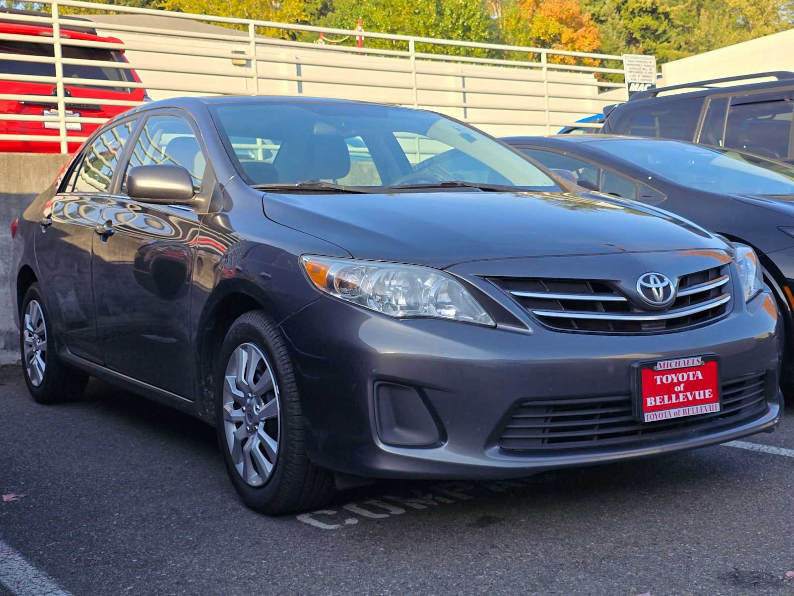 Used 2013 Toyota Corolla LE FWD image 3