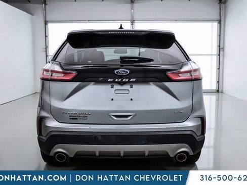 Used 2022 Ford Edge Titanium image 35