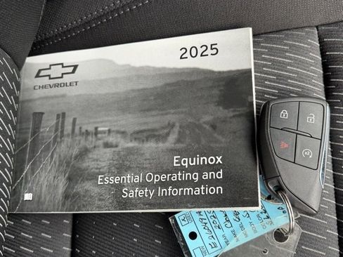 Certified 2025 Chevrolet Equinox LT w/ Safety and Technology Package image 40