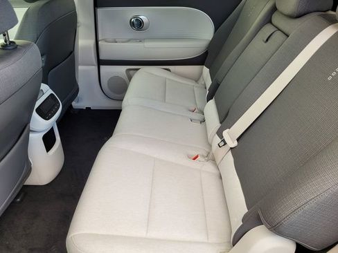 New 2026 Hyundai Ioniq 9 SE image 13