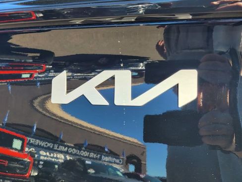 Used 2024 Kia Sportage SX image 7