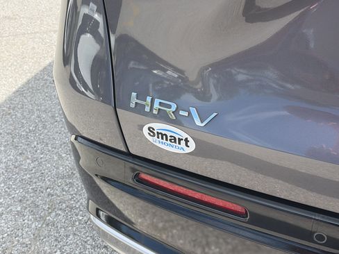 Certified 2023 Honda HR-V EX-L image 9