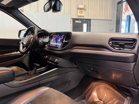 Used 2022 Dodge Durango R/T w/ Blacktop Package AWD/4WD image 19