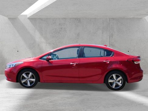 Used 2018 Kia Forte S w/ S Technology Plus Package FWD image 5