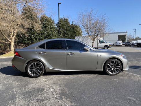 Used 2015 Lexus IS 250 image 10