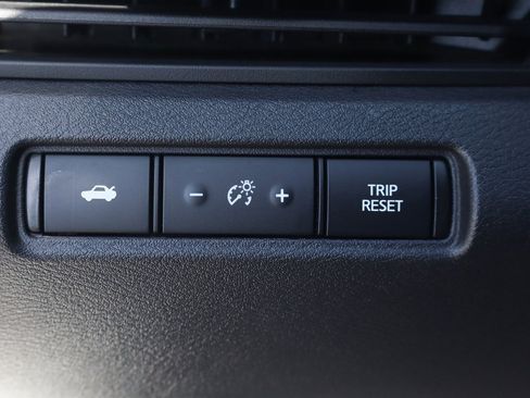 Used 2022 Nissan Altima 2.5 SR image 16