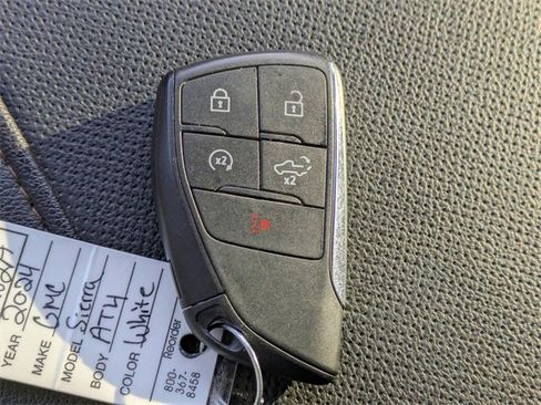 Used 2024 GMC Sierra 1500 AT4 w/ AT4 Premium Package image 33