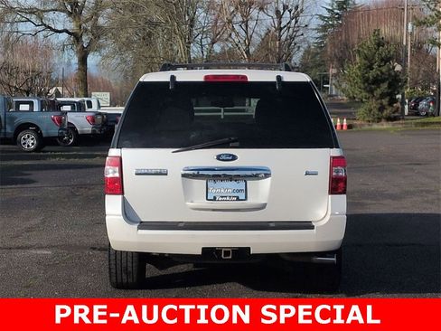 Used 2014 Ford Expedition Limited image 4