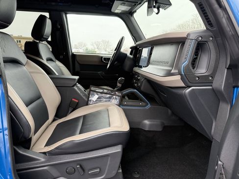 Used 2024 Ford Bronco Wildtrak image 27