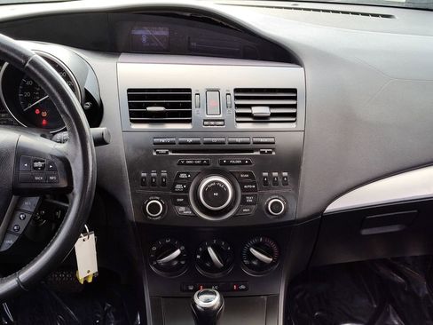 Used 2012 MAZDA MAZDA3 i Touring image 19