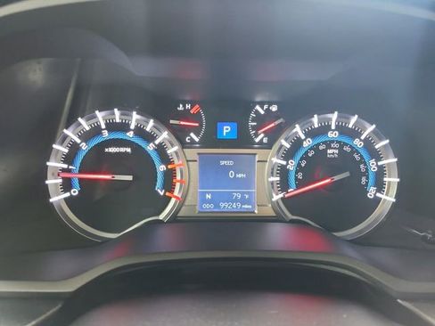 Used 2019 Toyota 4Runner TRD Off-Road Premium AWD/4WD image 21