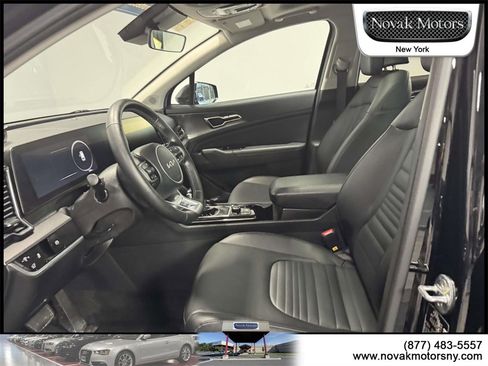 Used 2023 Kia Sportage SX image 12