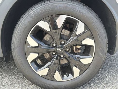 Used 2023 Kia Sportage X-Line AWD/4WD image 11