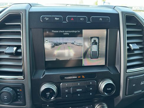 Used 2018 Ford F150 Raptor w/ Equipment Group 802A Luxury AWD/4WD image 32