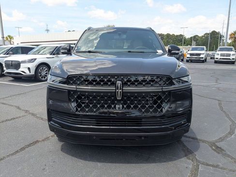 New 2026 Lincoln Navigator Black Label AWD/4WD image 9