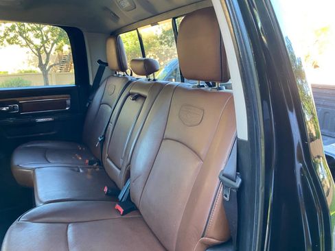 Used 2014 RAM 2500 Longhorn w/ Convenience Group AWD/4WD image 38