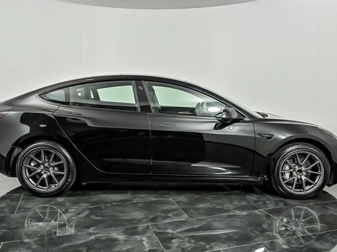 Used 2023 Tesla Model 3 Standard Range RWD image 10