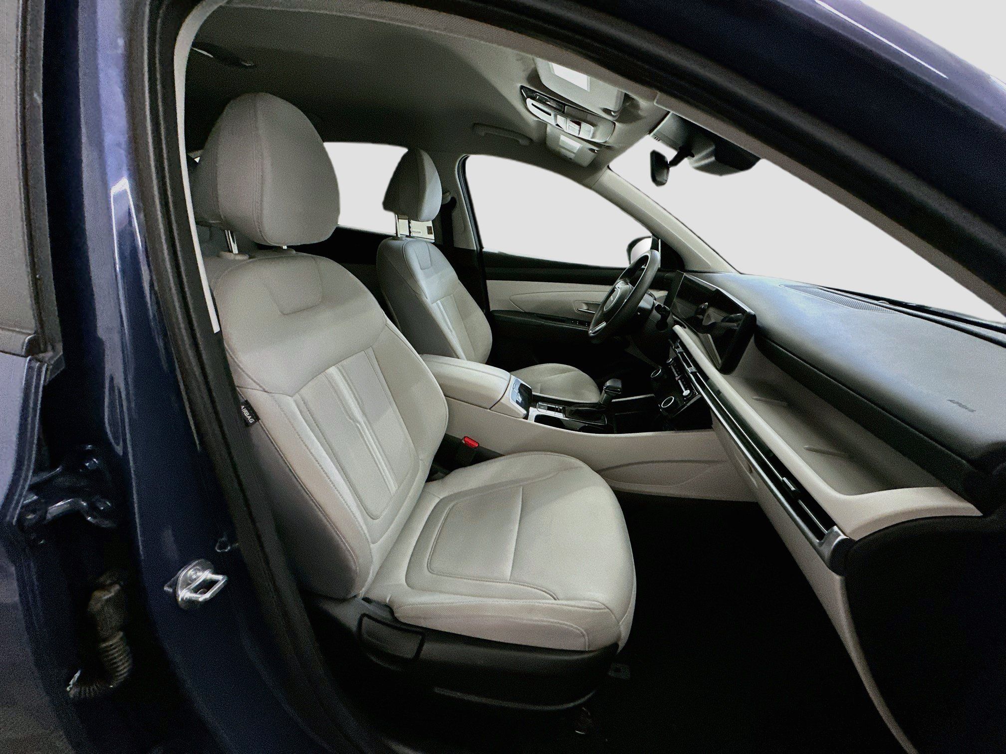 Used 2025 Hyundai Tucson SEL AWD/4WD image 32