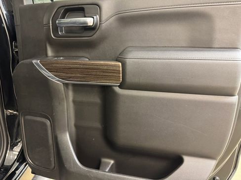 Used 2020 Chevrolet Silverado 1500 LT Trail Boss image 24