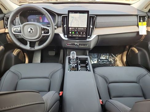 New 2025 Volvo XC90 B5 Plus w/ Protection Package Premier image 11