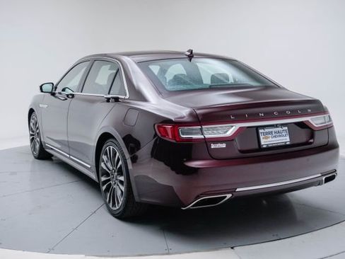 Used 2018 Lincoln Continental Select w/ Continental Climate Package FWD image 3