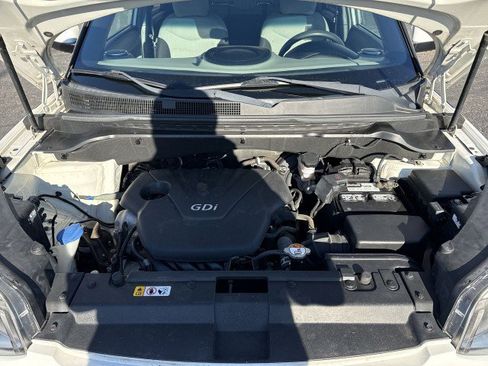 Used 2015 Kia Soul Base image 16