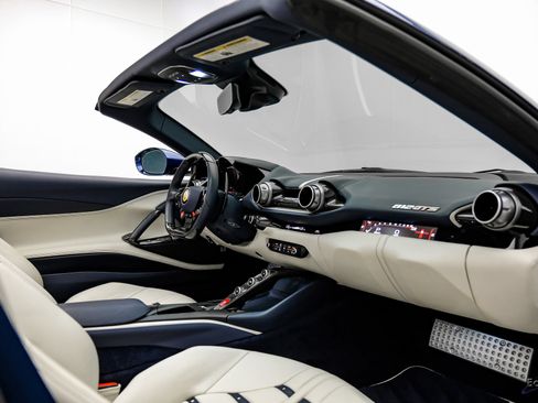 Used 2022 Ferrari 812 GTS RWD image 57