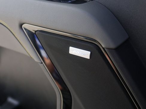 Used 2025 Chevrolet Silverado 2500 ZR2 w/ Technology Package image 25