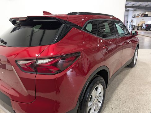 Used 2020 Chevrolet Blazer LT AWD/4WD image 3